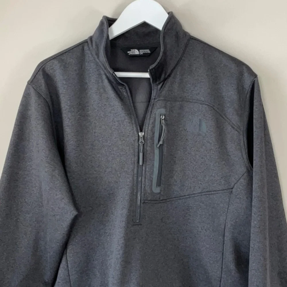 The North Face men’s quarter zip grey